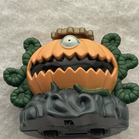Vintage 1996 YU-GI-OH Kazuki Takahashi Pull Back Racer Pumpking Burger King - Picture 3 of 12